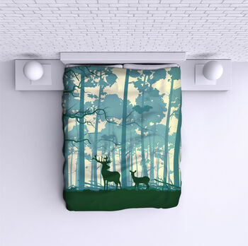 Ágytakaró Deer in Forest