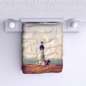 Ágytakaró Lighthouse at Sea